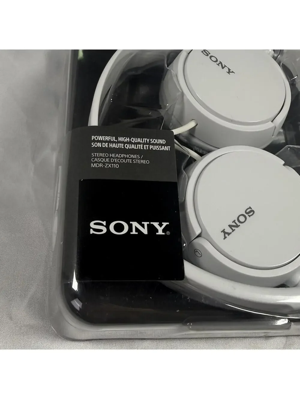 Sony MDR-ZX110 Stereo Headphones White New Sealed ZX Series Wired On-Ear